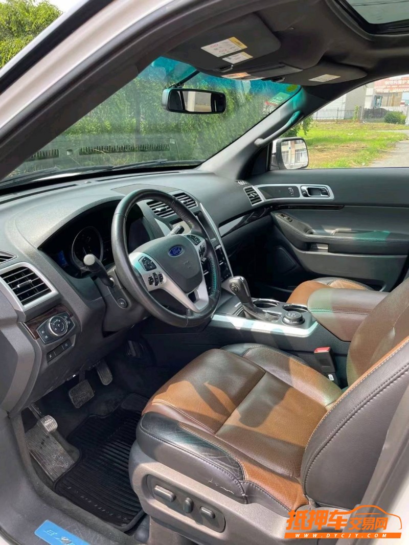 沈阳13年福特探险者8