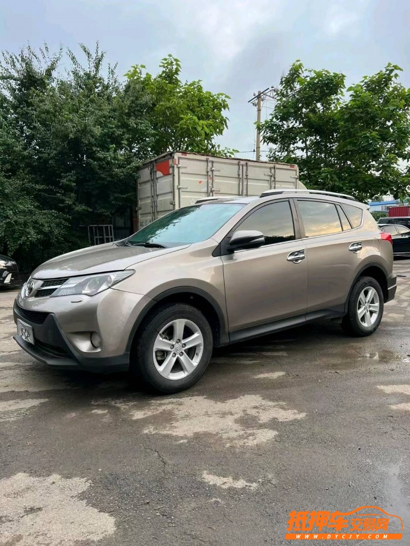 沈阳13年丰田RAV45