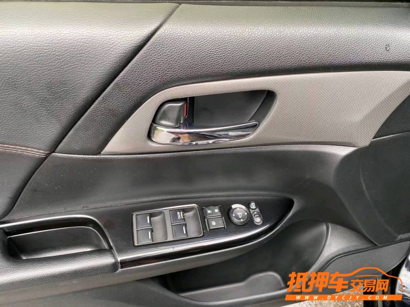 沈阳17年本田雅阁5