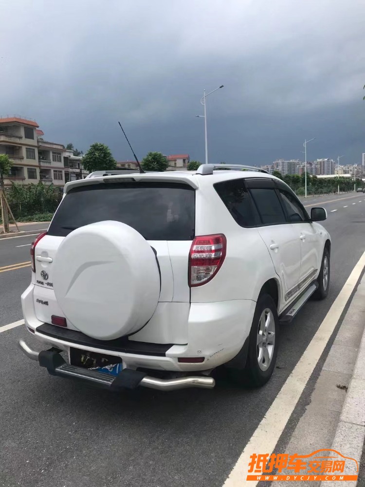 茂名13年豐田RAV43