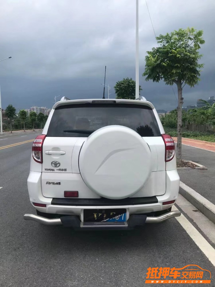 茂名13年豐田RAV47
