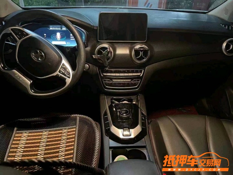 青岛21年北汽新能源EU系列2