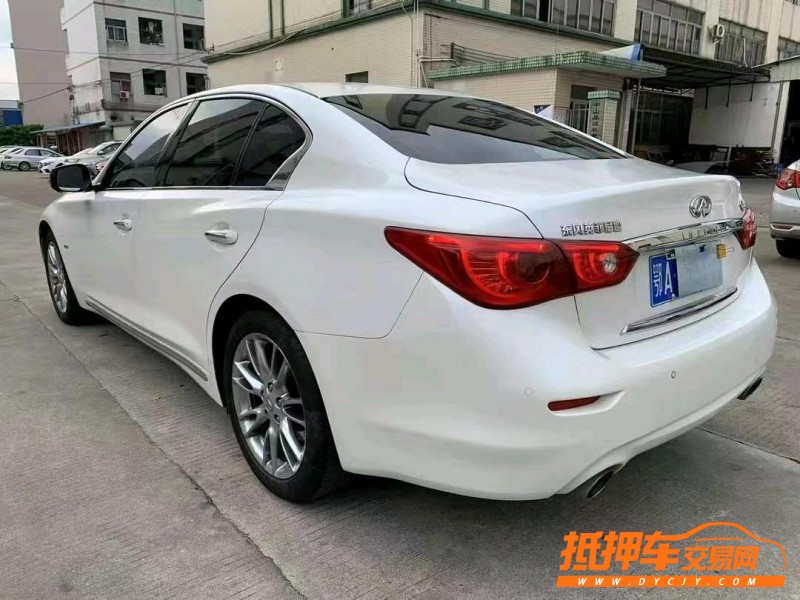 中山18年英菲尼迪Q50L6