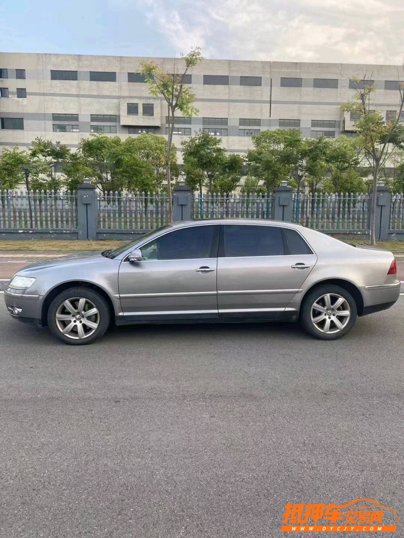 鄂州10年大眾輝騰6