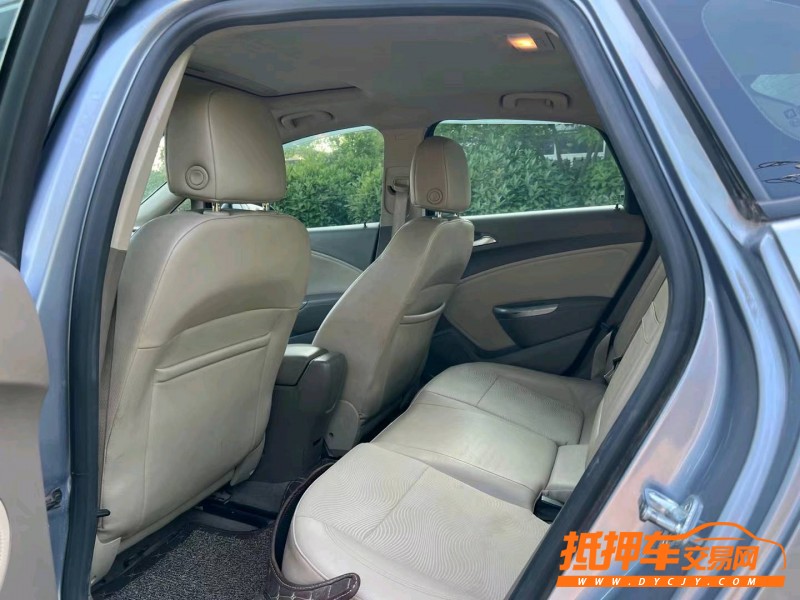 青岛12年别克英朗GT5