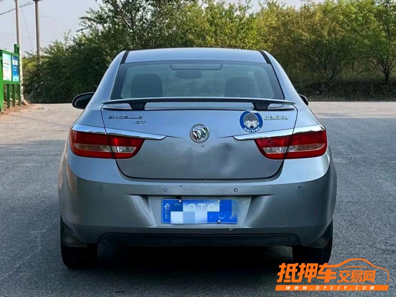 青岛12年别克英朗GT6