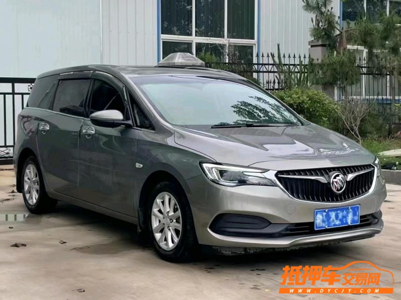 青岛17年别克GL62