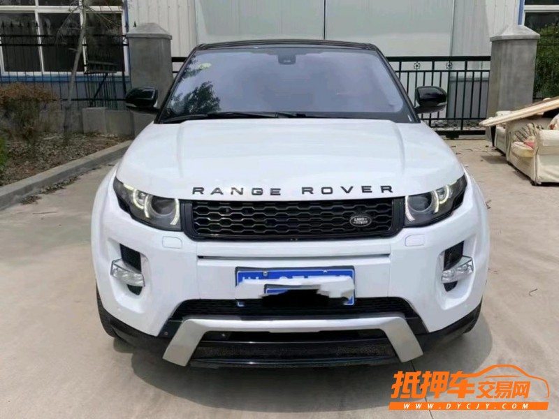 青岛13年路虎极光1