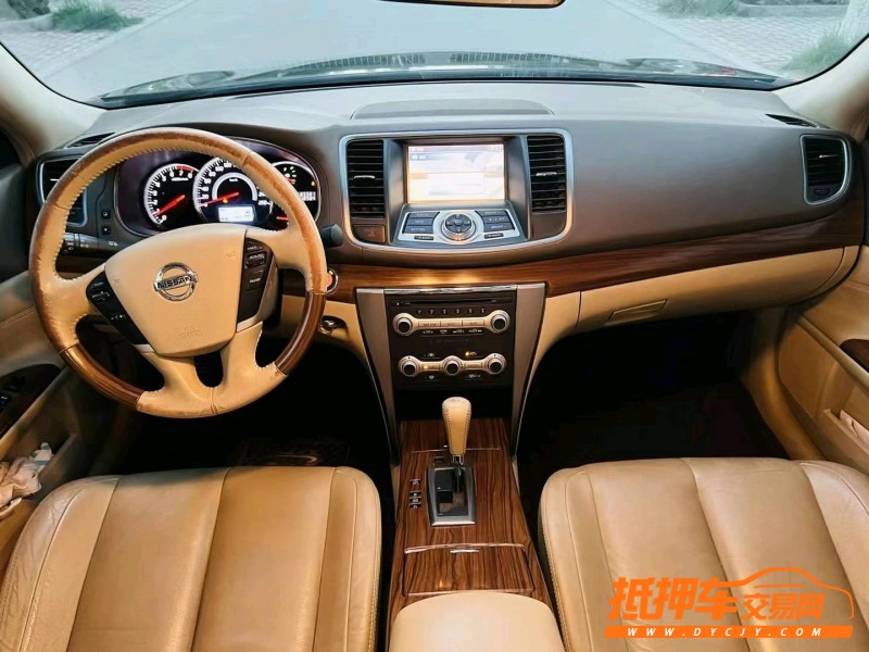聊城15年日產天籟5