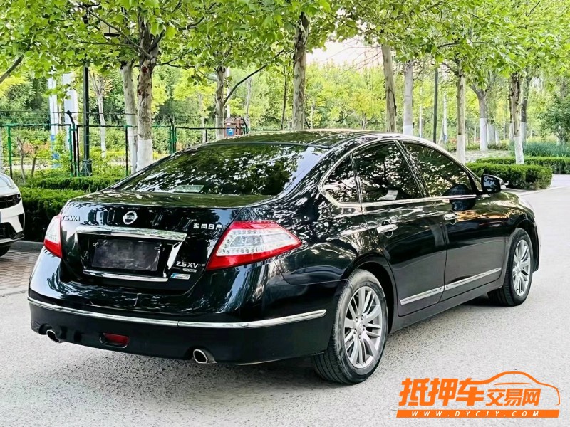 聊城15年日產天籟3