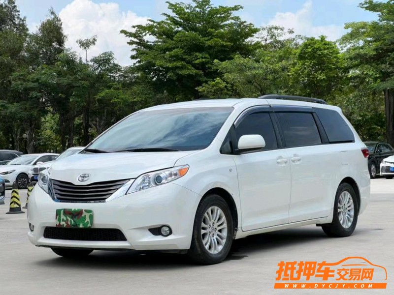 东莞17年丰田塞纳3