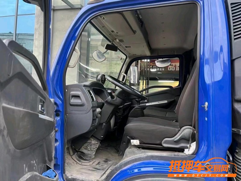 东莞21年东风多利卡7