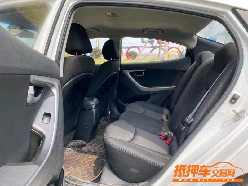 东莞17年现代朗动6