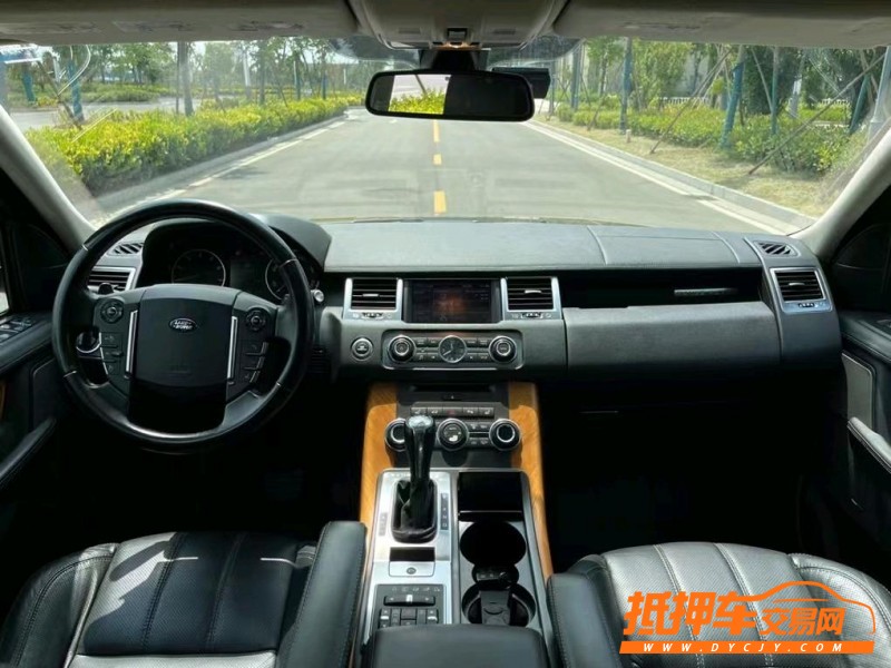 盐城14年路虎揽胜运动5