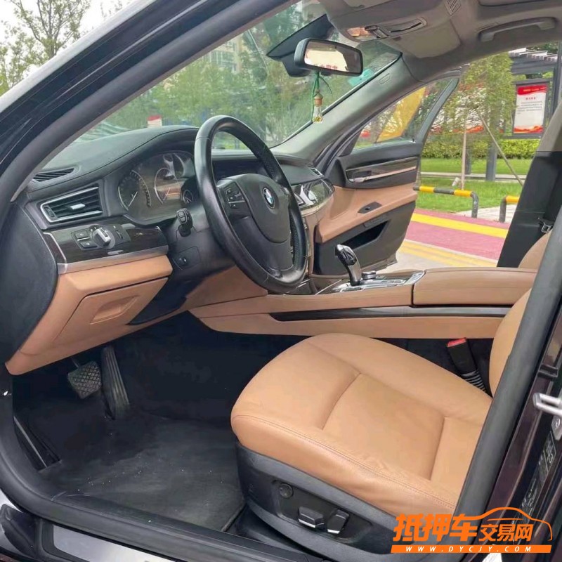 潍坊11年宝马7系5