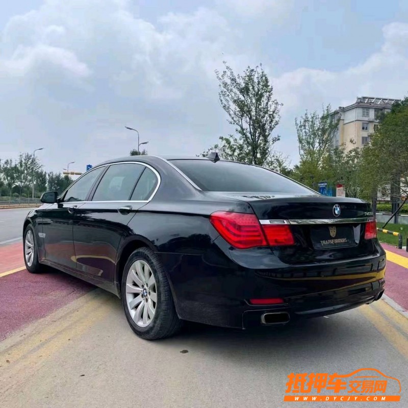 潍坊11年宝马7系3