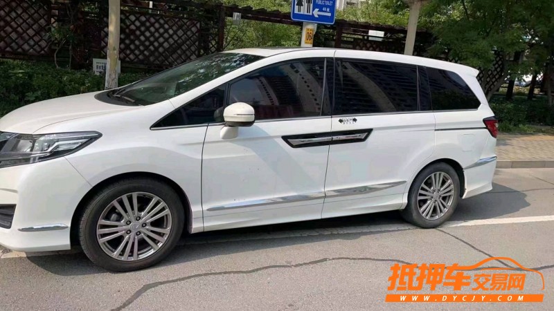 潍坊18年本田艾力绅8