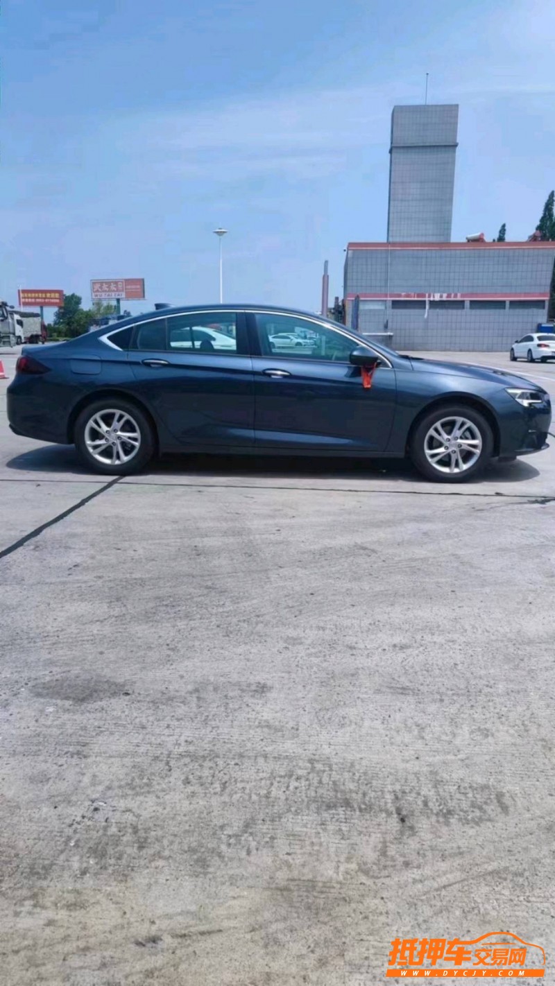 枣庄22年别克君威8