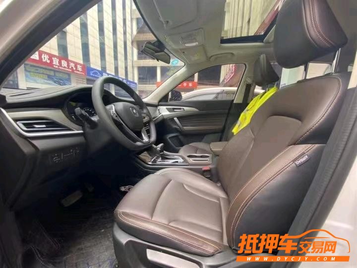 廈門19年長安汽車CS353