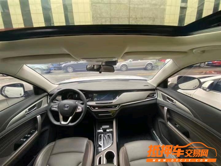 廈門19年長安汽車CS354