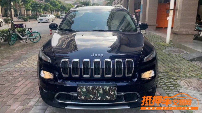 呂梁18年Jeep自由光1