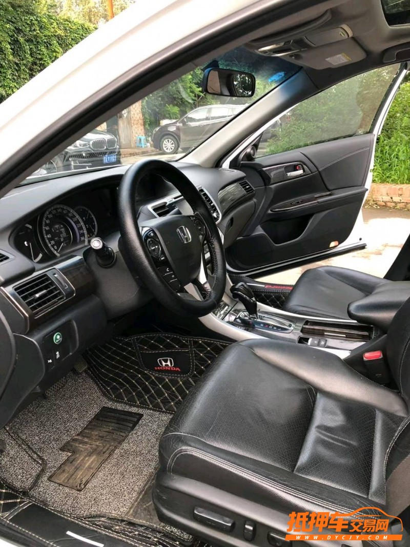 沈阳14年本田雅阁8