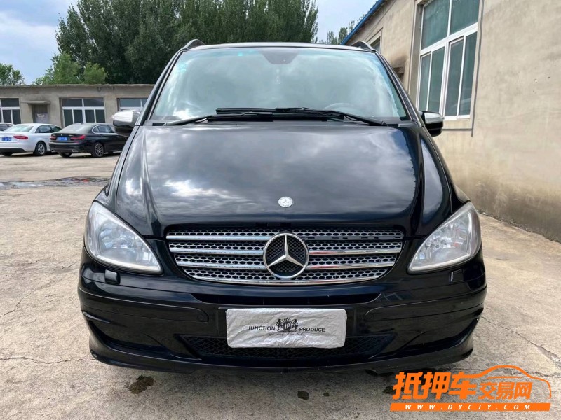 沈阳10年奔驰唯雅诺1