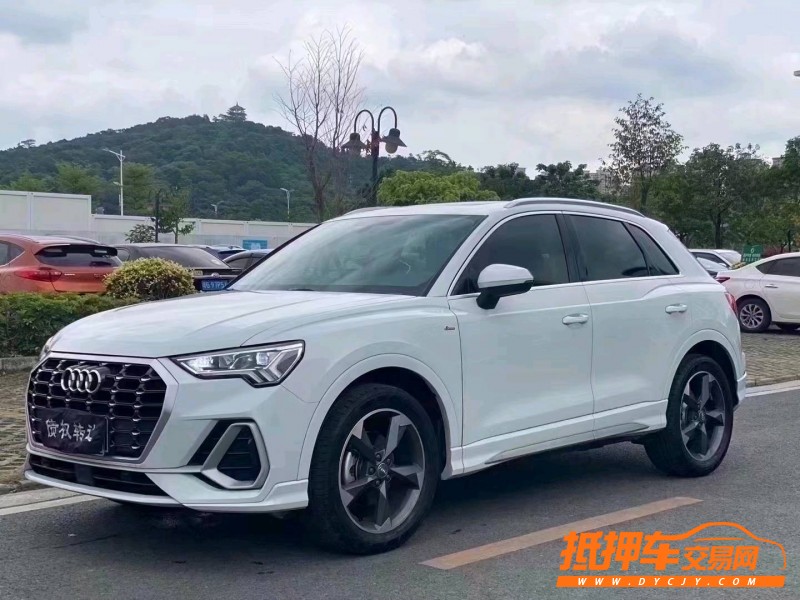 中山20年奧迪Q32