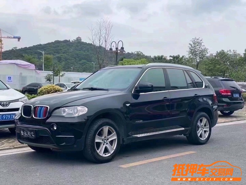 中山13年宝马X52