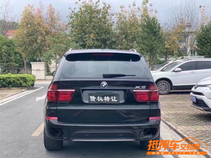 中山13年宝马X55