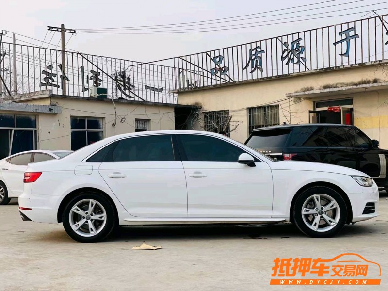 徐州17年奧迪A4L3