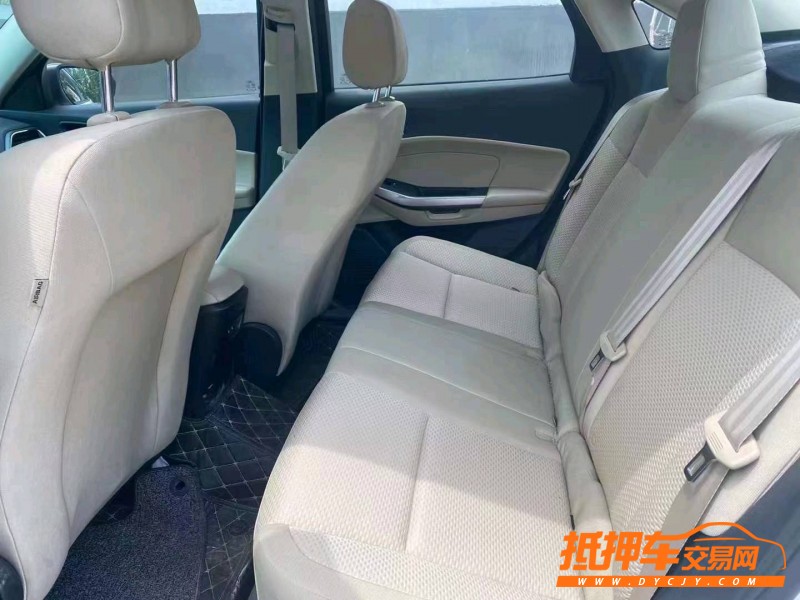 烟台17年福特福睿斯3