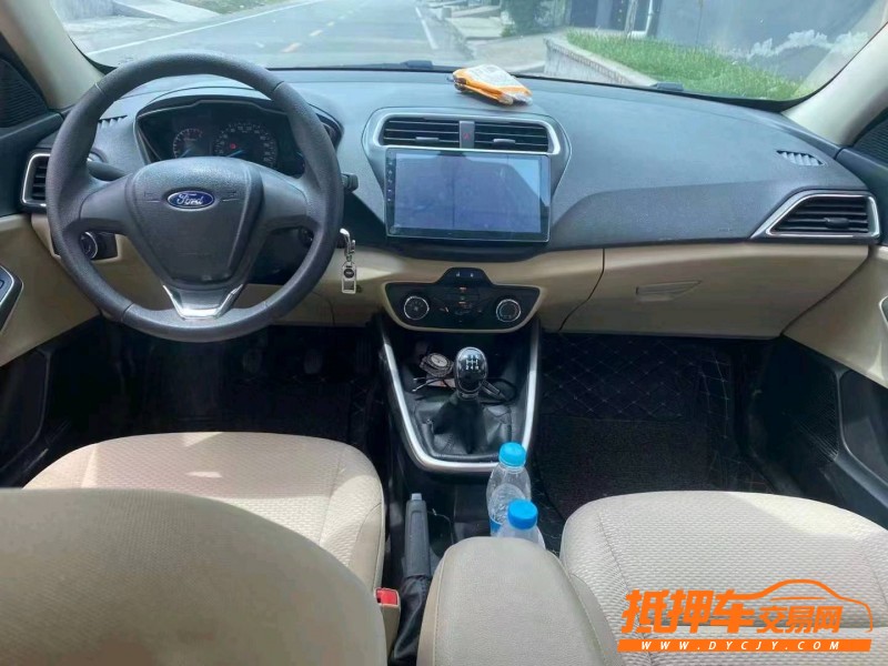 烟台17年福特福睿斯4