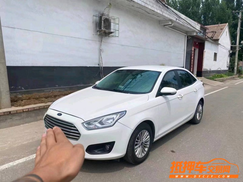 烟台17年福特福睿斯7