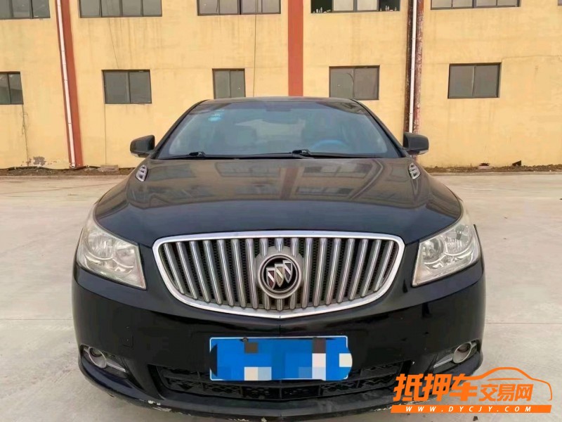 潍坊12年别克君越9