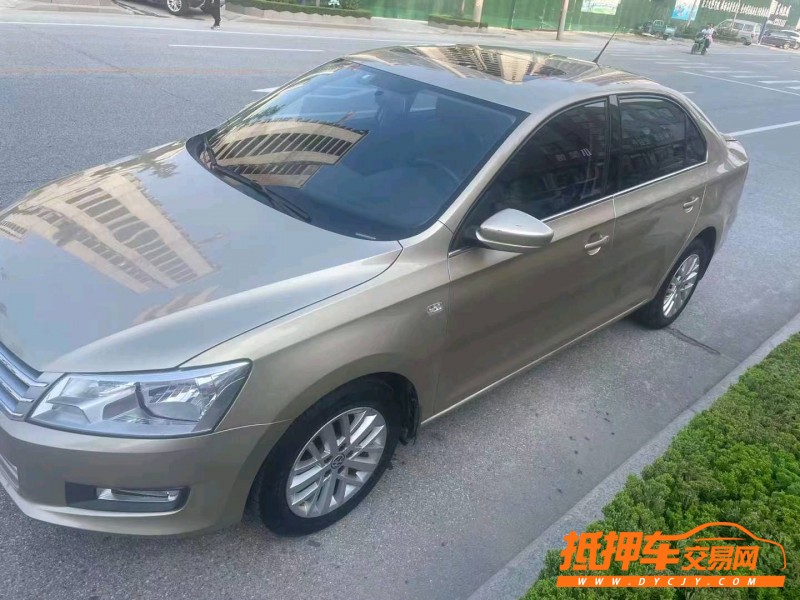 潍坊13年大众桑塔纳2