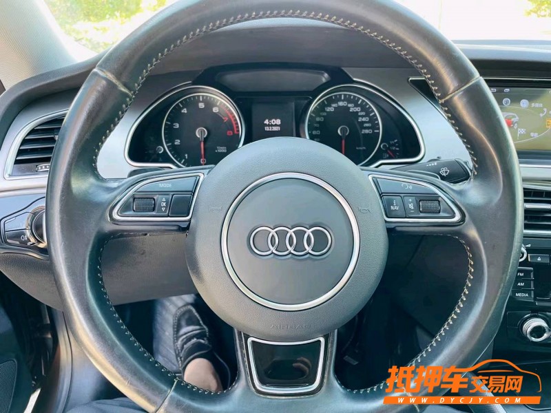 徐州13年奧迪A55
