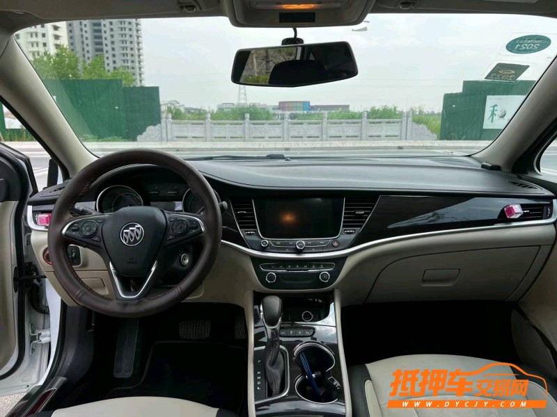 盐城18年别克威朗11