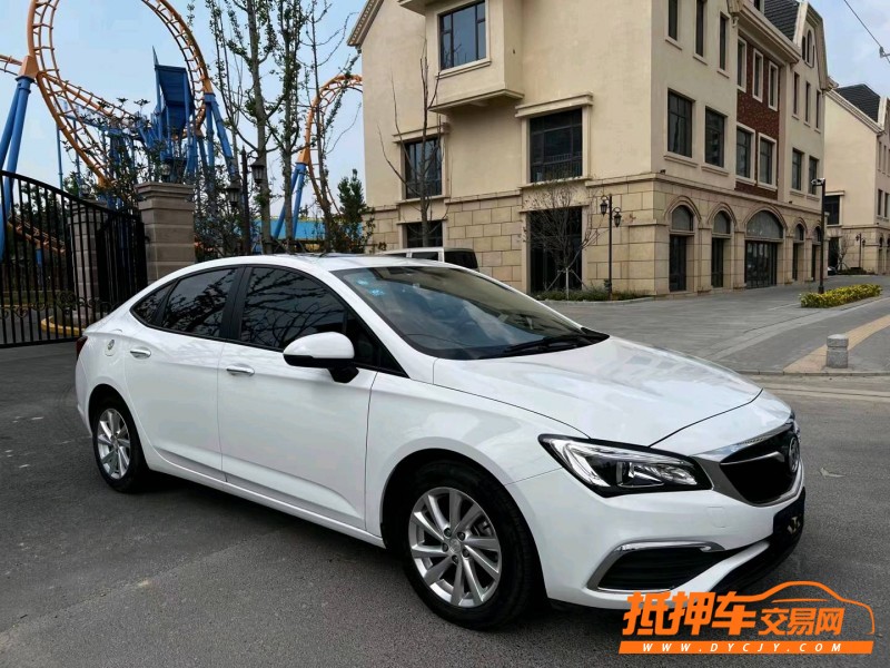 盐城18年别克威朗8