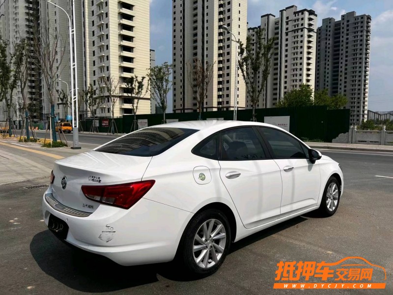 盐城18年别克威朗7