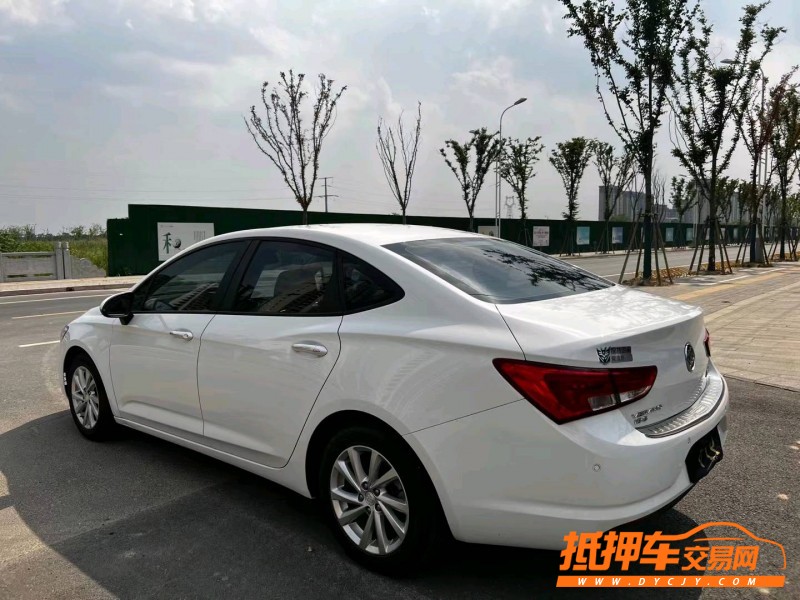 盐城18年别克威朗6