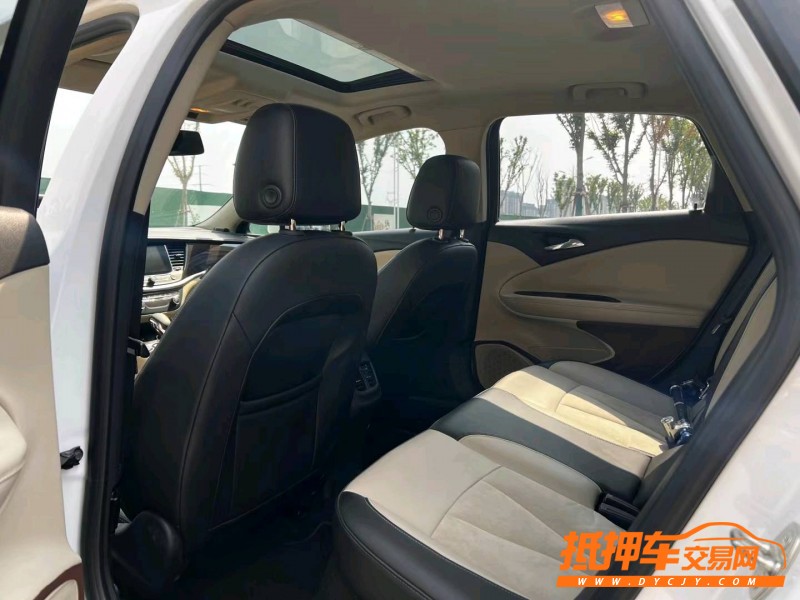 盐城18年别克威朗3