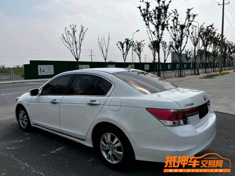 盐城12年本田雅阁5