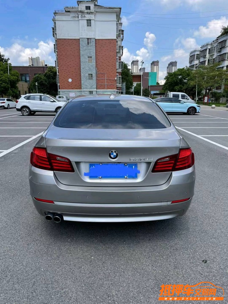 銅陵13年寶馬5系3