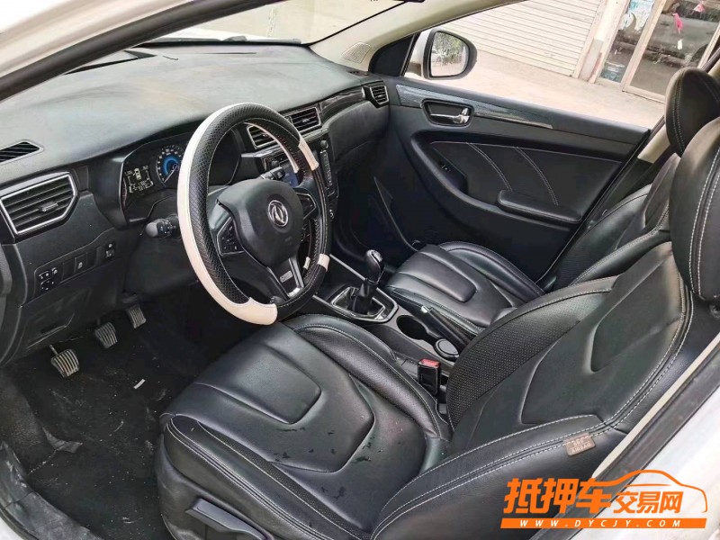 北京18年东风风光8