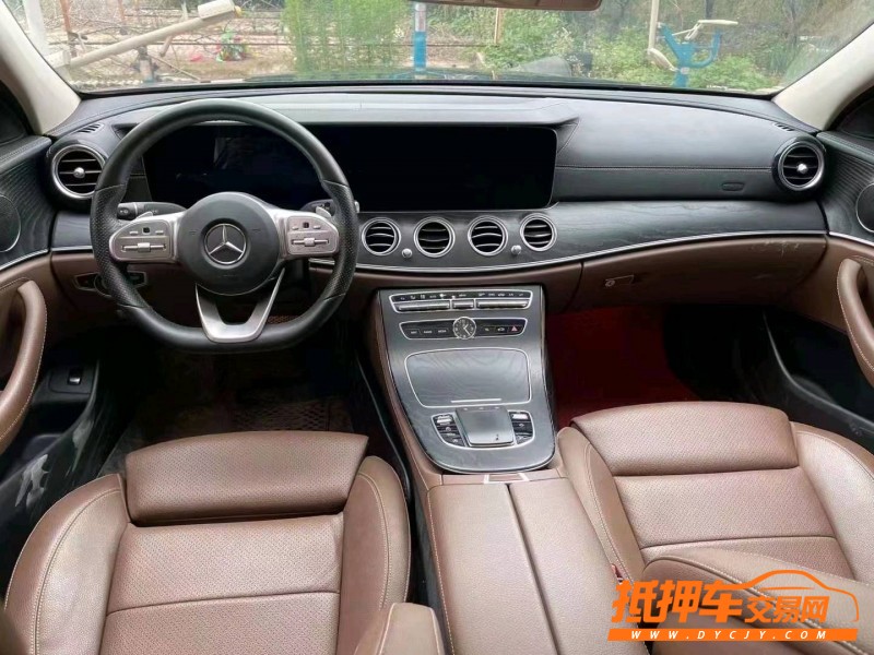 烟台18年奔驰E8