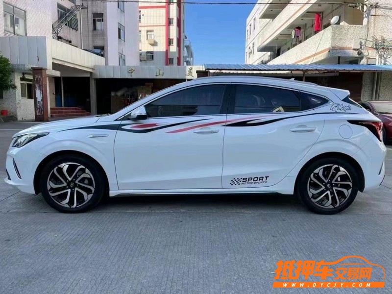 中山18年長安汽車逸動6