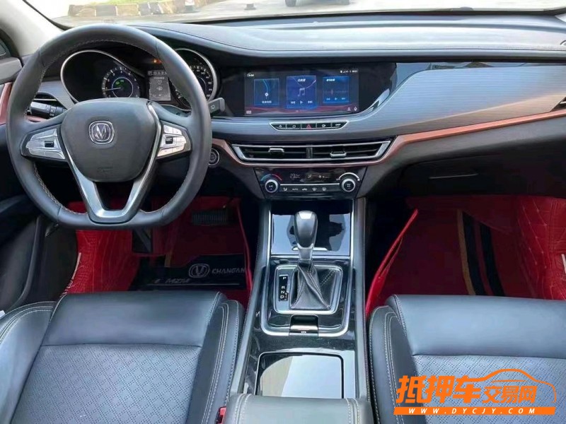 中山18年長安汽車逸動2