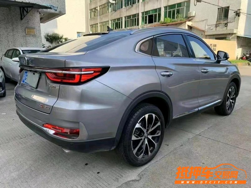 中山20年長安汽車CS855
