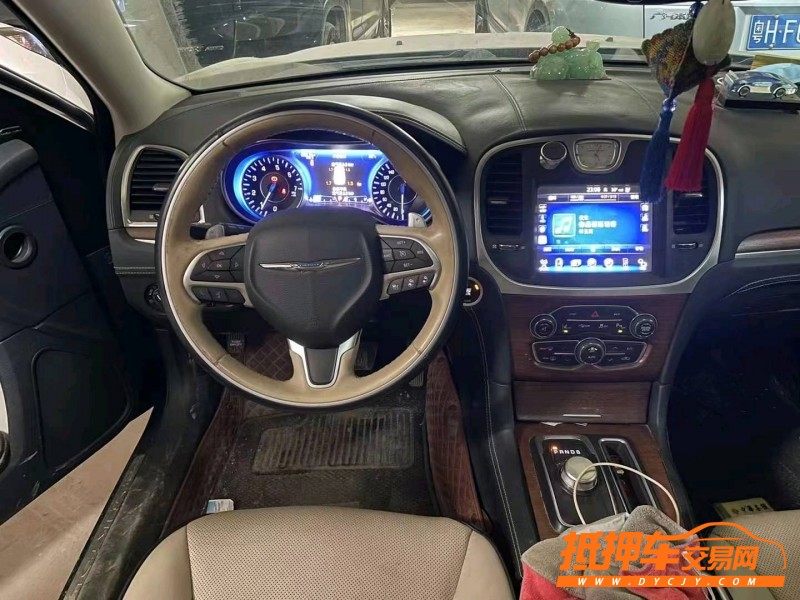 廣州16年克萊斯勒300C5
